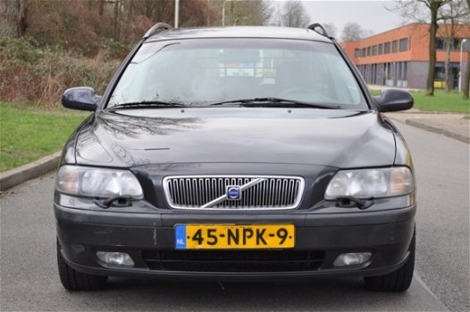 Volvo V70 - 2.4 T Geartr. C.L. AUTOMAAT AIRCO/LEDER/CRUISE YOUNGTIMER - 1