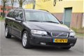 Volvo V70 - 2.4 T Geartr. C.L. AUTOMAAT AIRCO/LEDER/CRUISE YOUNGTIMER - 1 - Thumbnail