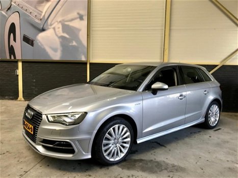 Audi A3 Sportback - 1.4 e-tron PHEV Ambition Automaat | Navigatie | Sportstoelen | Excl. BTW | - 1