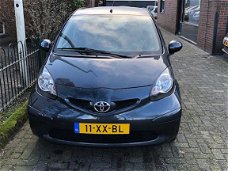 Toyota Aygo - 1.0-12V +