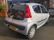 Peugeot 107 - 1.0 12V 5-drs Urban Move Airco