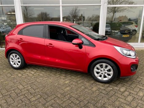 Kia Rio - 1.2 CVVT Plus Pack, Led dagrijverl. Airco, Radio/cd, Aux USB - 1