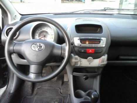 Toyota Aygo - 1.0-12V + 5 drs - 1