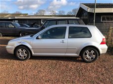 Volkswagen Golf - 1.6-16V G3 HighlineSCHADE