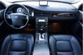 Volvo V70 - 2.5FT SUMMUM GEARTRONIC XENON LEDER NAVIGATIE TREKHAAK - 1 - Thumbnail