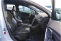 Volvo V40 - 2.0 D2 R-Design Business SPORT XENON TREKHAAK NAVIGATIE - 1 - Thumbnail