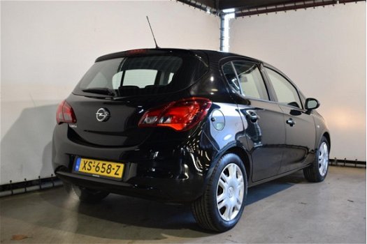 Opel Corsa - 1.4 S&S 90pk 5-deurs Favourite | AIRCO | BLUETOOTH | CRUISE CONTROL | 21.467 km - 1