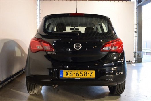 Opel Corsa - 1.4 S&S 90pk 5-deurs Favourite | AIRCO | BLUETOOTH | CRUISE CONTROL | 21.467 km - 1