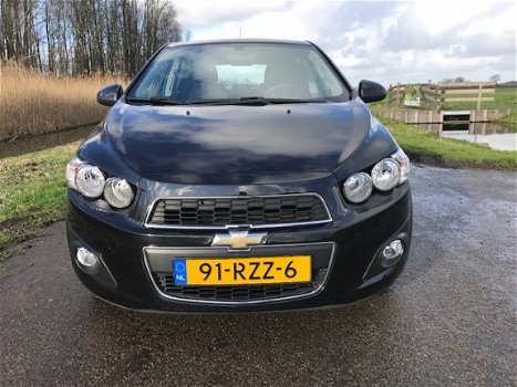 Chevrolet Aveo - 1.4 LTZ 5- Drs | Airco | trekhaak | NAP | Rijklaar prijs - 1