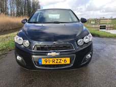 Chevrolet Aveo - 1.4 LTZ 5- Drs | Airco | trekhaak | NAP | Rijklaar prijs