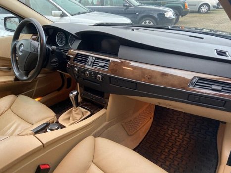 BMW 5-serie Touring - 530i High Executive Youngtimer 110.000KM - 1