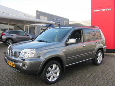 Nissan X-Trail - 2.5 AUT Colombia 4X4 Navi/Leder/panorama/trekhaak - 1