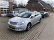 Toyota Avensis Wagon - 2.0 VVTi Dynamic - 1 - Thumbnail