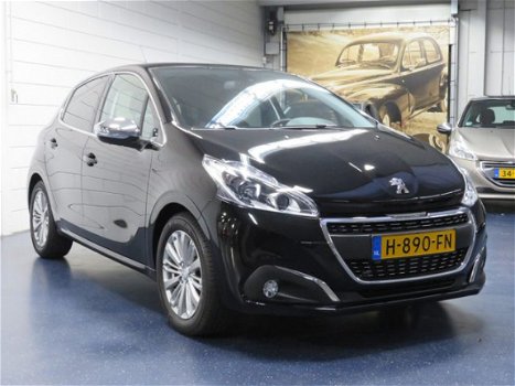 Peugeot 208 - 1.2 PureTech Allure NIEUWPRIJS € 22.381, - 1