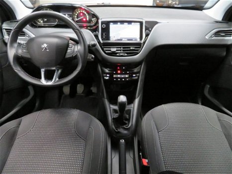 Peugeot 208 - 1.2 PureTech Allure NIEUWPRIJS € 22.381, - 1