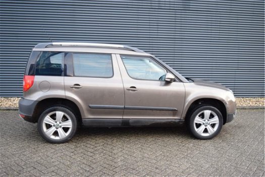 Skoda Yeti - 1.8 TSI Elegance 4x4 | Panorama-schuifdak | Dealer onderhouden | Navigatie. DEALERHISTO - 1