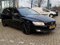 Volvo V70 - 2.0 D4 180pk Automaat Dynamic Edition | Adapt. cruise | Leder | Stoelverwarming | Xenon