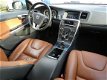 Volvo V60 - T3 150pk Summum Navigatie Leer - 1 - Thumbnail