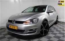 Volkswagen Golf - 1.2 TSI Highline