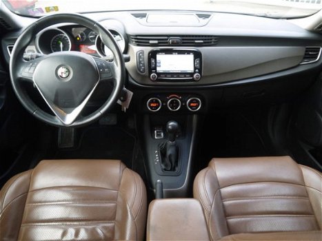 Alfa Romeo Giulietta - 1.4T 170pk Distinctive Lusso*Navi*Leder*EXPORT/EX.BPM - 1