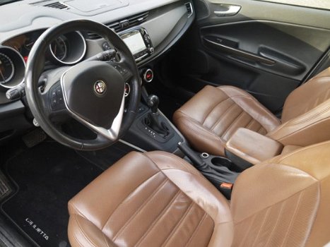 Alfa Romeo Giulietta - 1.4T 170pk Distinctive Lusso*Navi*Leder - 1
