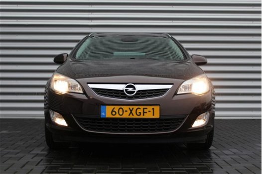 Opel Astra Sports Tourer - 1.4 TURBO 140PK SPORT+ / NAVI / CLIMA / AGR / PDC / 18