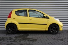 Peugeot 107 - 1.0 12V 68PK 5-DRS MILLESIM 200 / AIRCO / 15" LMV / UNIEK / BLUETOOTH