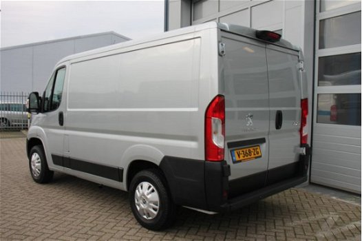 Peugeot Boxer - GB 330 L1H1 BlueHDi 130PK Premium Pack Airco, Cruise control, Camera, Voorraad Voord - 1