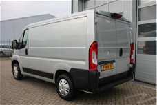 Peugeot Boxer - GB 330 L1H1 BlueHDi 130PK Premium Pack Airco, Cruise control, Camera, Voorraad Voord