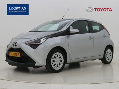 Toyota Aygo - 5-drs 1.0 X-Play | Apple CarPlay & Android Auto | Airco | Parkeercamera | - 1