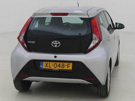 Toyota Aygo - 5-drs 1.0 X-Play | Apple CarPlay & Android Auto | Airco | Parkeercamera | - 1