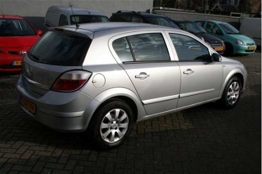 Opel Astra - 1.4. airco, lichtmetalen velgen. apk tot 19-11-2020 - 1