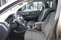 Nissan Qashqai - 1.2 Connect Edition panoramadak, navigatie, camera rondom, pdc voor en achter - 1 - Thumbnail
