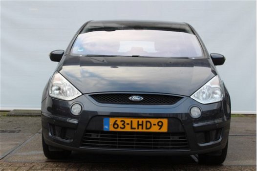 Ford S-Max - 2.0 146PK Titanium | 7-Persoons | Trekhaak | Navigatie | Clima | Parkeersensoren V+A | - 1