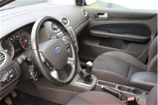 Ford Focus - 1.6 100PK First Edition | Trekhaak | Clima | Voorruitverwarming | Cruise | LM |