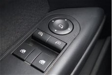 Opel Astra - 1.7 CDTi Edition VAN Airco, Cruise Control, Bluetooth, Trekhaak