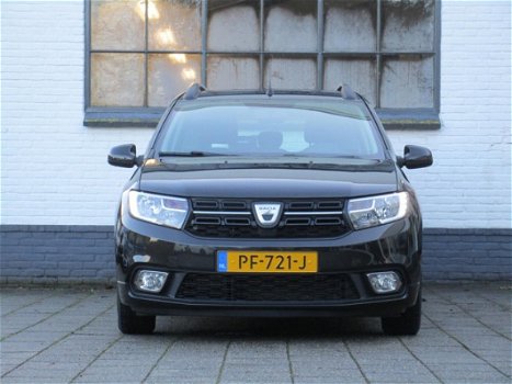 Dacia Logan - 0.9 Tce 90pk Lauréate / Navi / Camera/ Trekhaak / LM wielen/ - 1