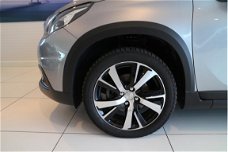 Peugeot 2008 - 1.2 PureTech 130PK ALLURE / NAVIGATIE / LEER / TREKHAAK ACTIE