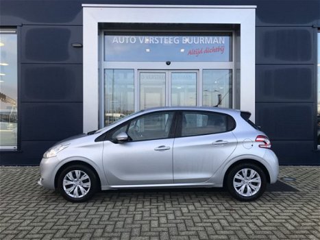 Peugeot 208 - 1.2 VTi Envy Airco, Navigatie, Parkeersensoren achter - 1