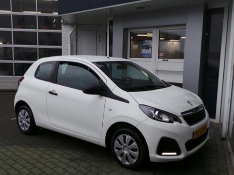 Peugeot 108 - 1.0 e-VTi 68pk 3D Junior RADIO + LED DAGRIJVERLICHTING - 1