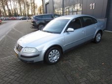 Volkswagen Passat - 2.0-20V Arctic 2003 Airco Cruise NAP APK