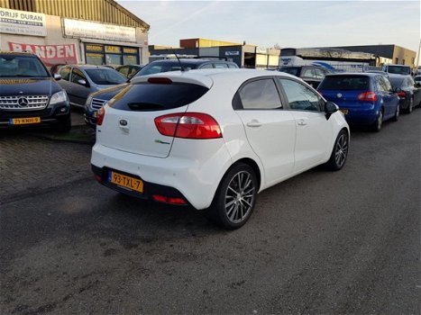 Kia Rio - 1.4 CRDi Super Pack 5-Drs 66kw 6-Bak Bj:2012 NAP - 1