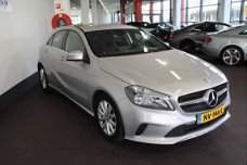 Mercedes-Benz A-klasse - 180 Business Solution NL auto / Navigatie