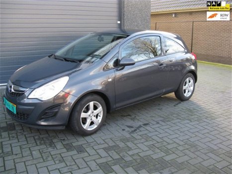 Opel Corsa - 1.2-16V Cosmo - 1