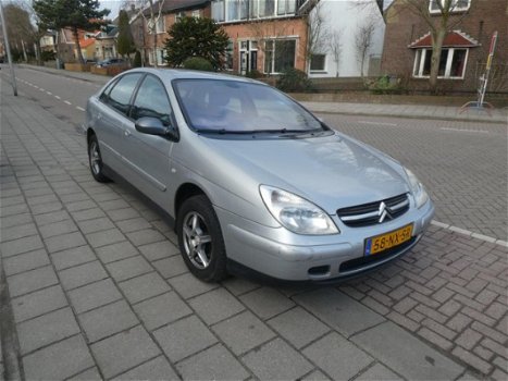 Citroën C5 - 2.0-16V Différence 2 - 1