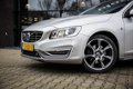 Volvo V60 - 2.0 D4 Ocean Race 1e eigenaar, Adap. cruise, Trekhaak, Leer, Lane assist, - 1 - Thumbnail