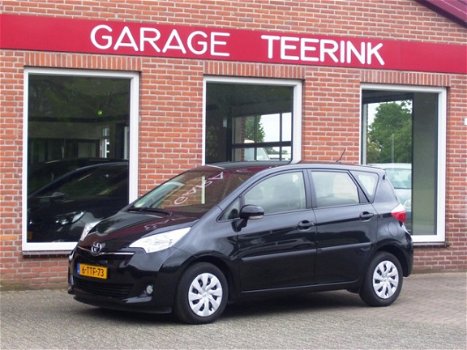 Toyota Verso S - 1.3 VVT-i Aspiration 99PK 5-drs, clima, cruise, camera, bluetooth RIJKLAAR - 1