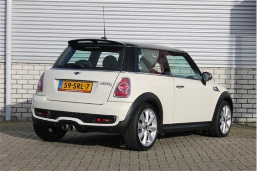 Mini Mini Cooper - 1.6 S 10 Years II | AUTOMAAT | NAVIGATIE | CRUISE CONTROL | LEDER | - 1