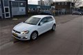 Volkswagen Golf - 1.6 TDI Highline BlueMotion - 1 - Thumbnail