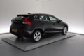 Volvo V40 - D2 Momentum Business Pack Pro - 1 - Thumbnail